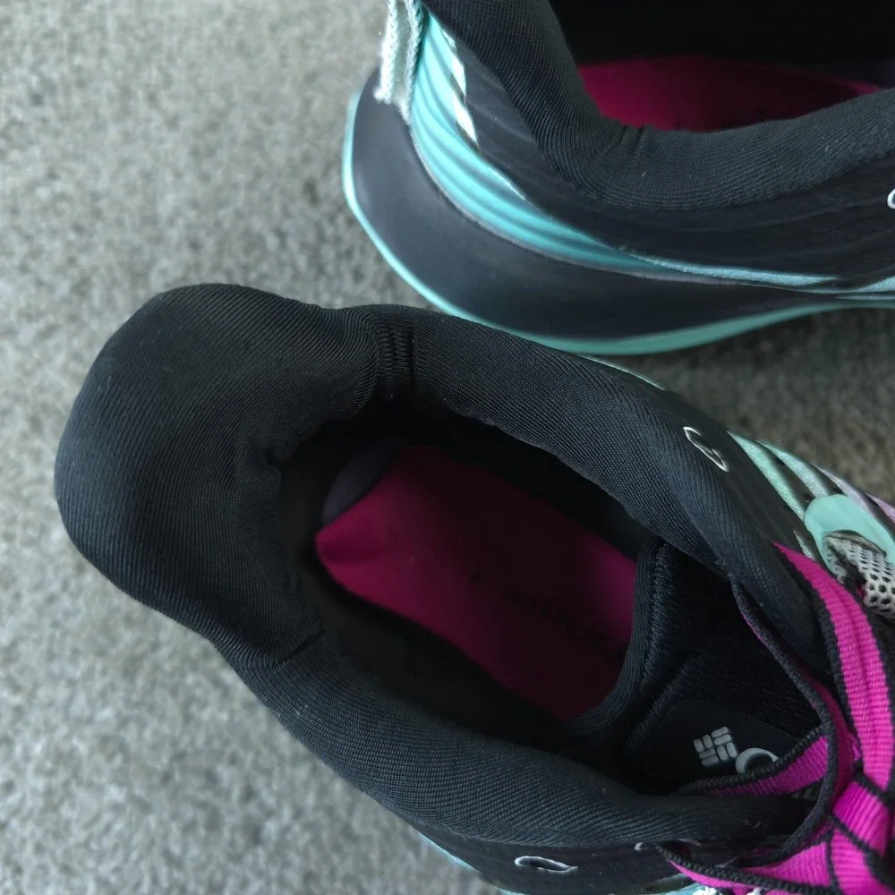 Columbia Escape Ascent Trail Running Shoes Womens 9.5 Pink Low Top 1928061-627